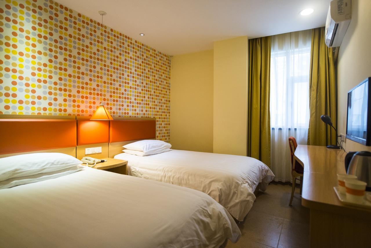 Home Inn Chongqing Nanping Pedestrian Street Branch מראה חיצוני תמונה